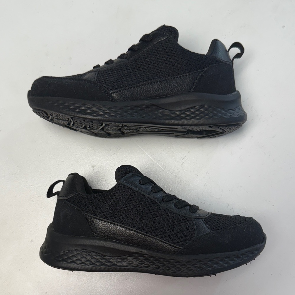 Kids Friendly Shoes Adventure Jet Black size 13 adaptive sneakers